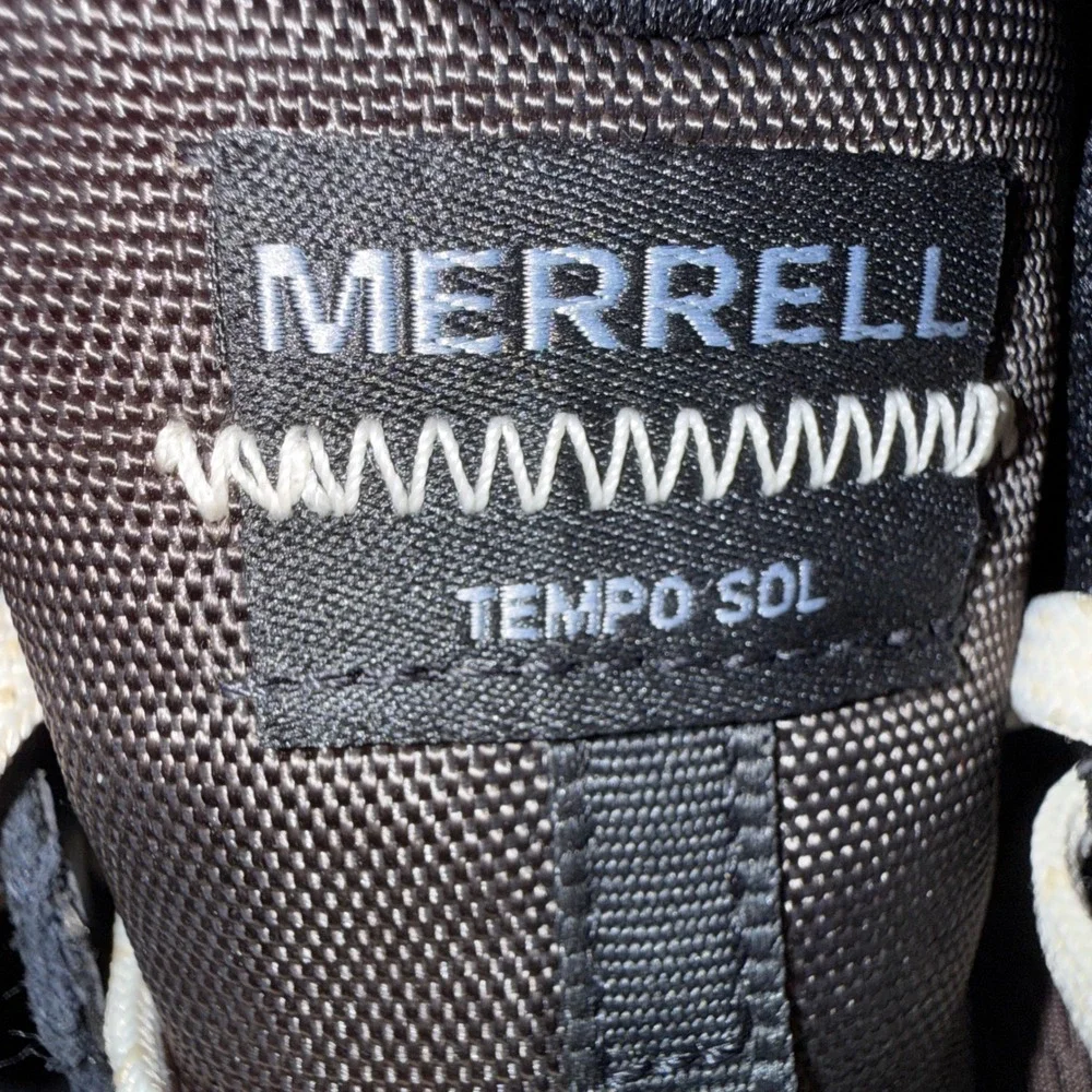NEW Merrell Tempo Sol Mens 7.5 Ankle Boots Black Waterproof Leather Hike J038731